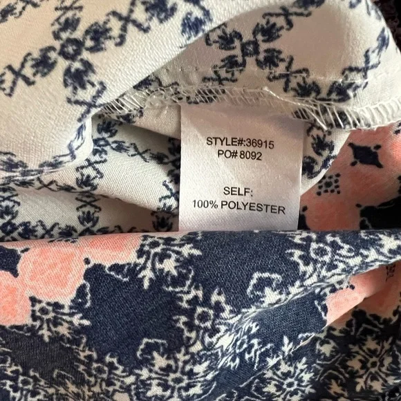 Skies Are Blue Tank Size L - Picture 5 of 7